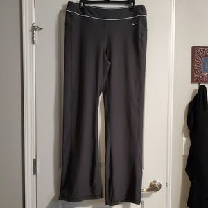 Nike leggings pants